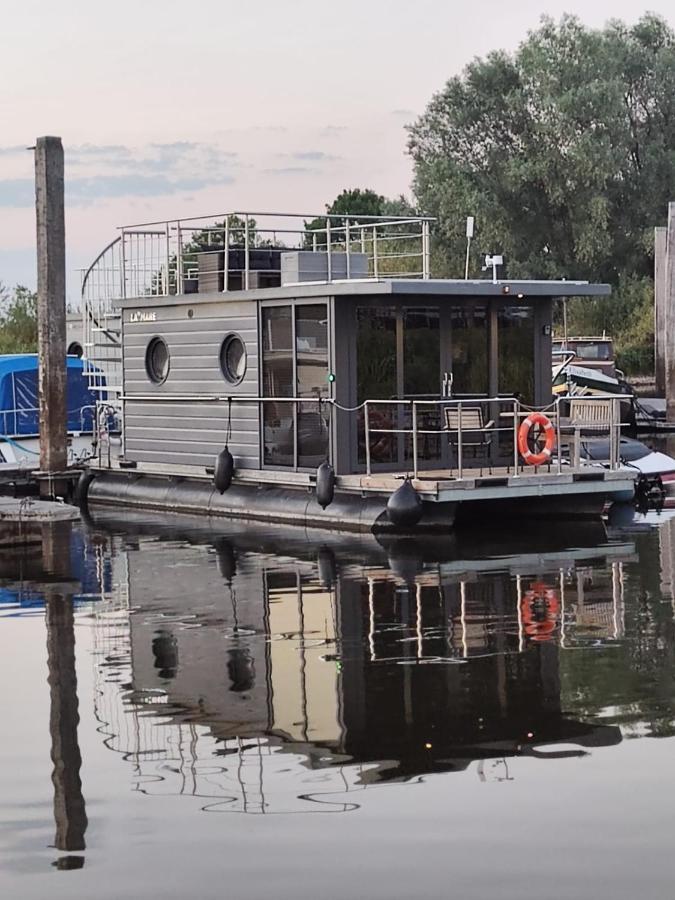 Апартаменты Hausboot Lucky Хаттем Экстерьер фото